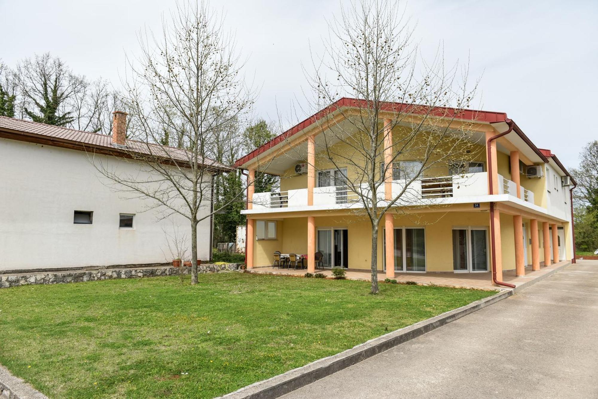 Apartments And Rooms Mara I Pavo Međugorje Buitenkant foto