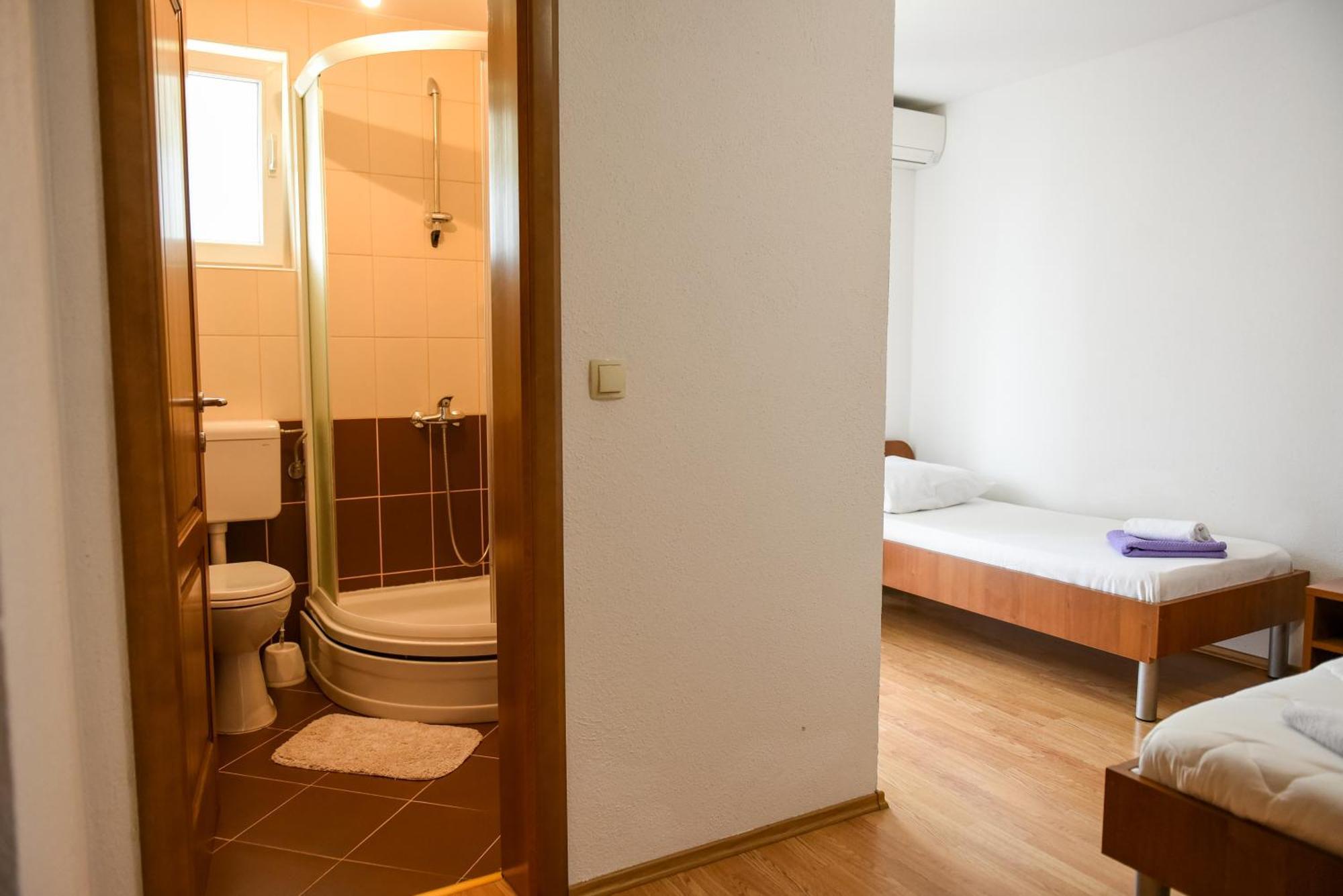 Apartments And Rooms Mara I Pavo Međugorje Buitenkant foto